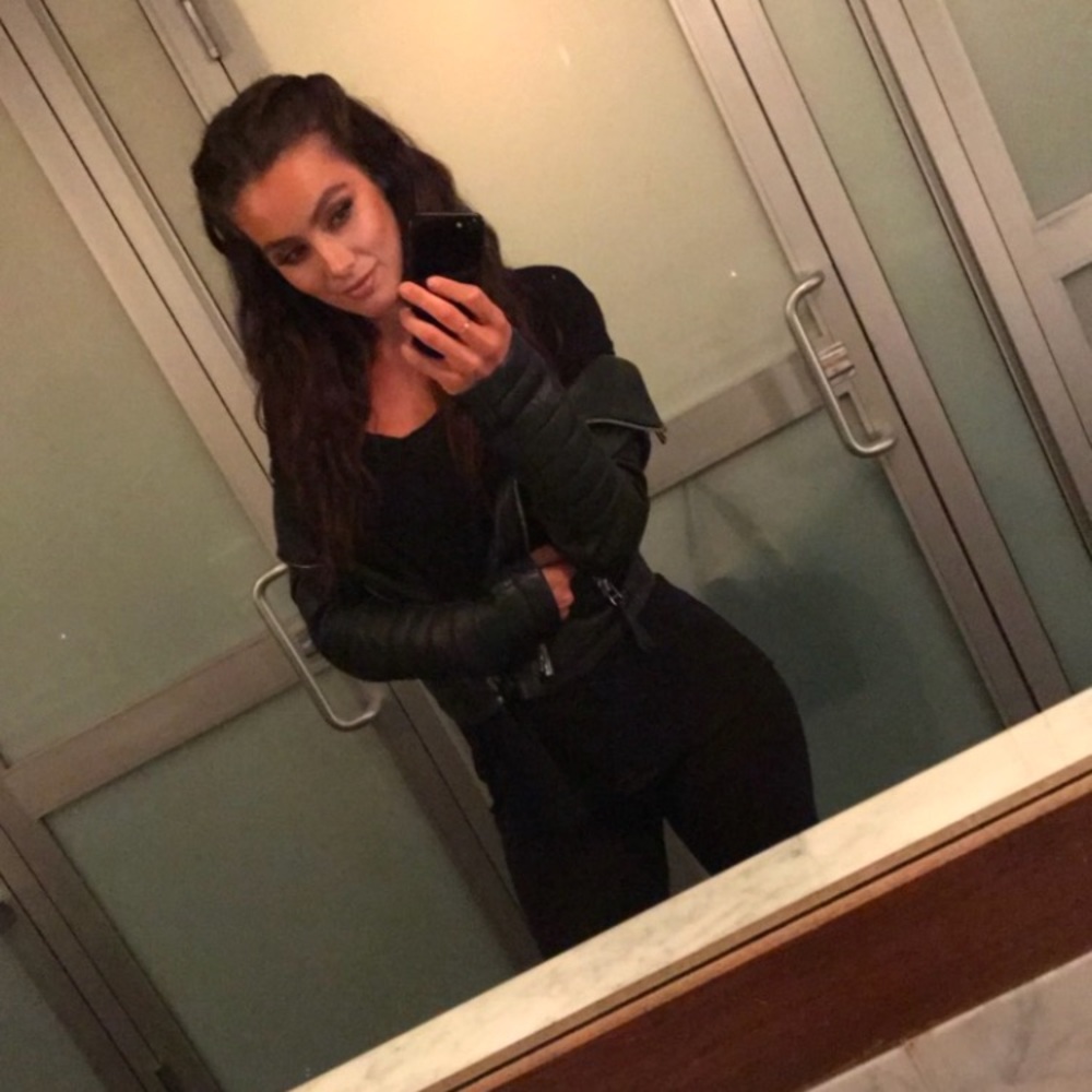 Meet your Posher, Shelly